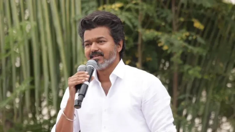 2026 தமிழக தேர்தல்: விஜய் அழைக்கும் விசில் புரட்சி!