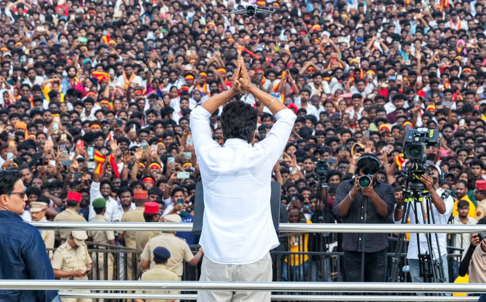 புதுச்சேரி தேர்தலில் விஜய் அதிரடி! 30 தொகுதிகளில் TVK தனித்து போட்டி