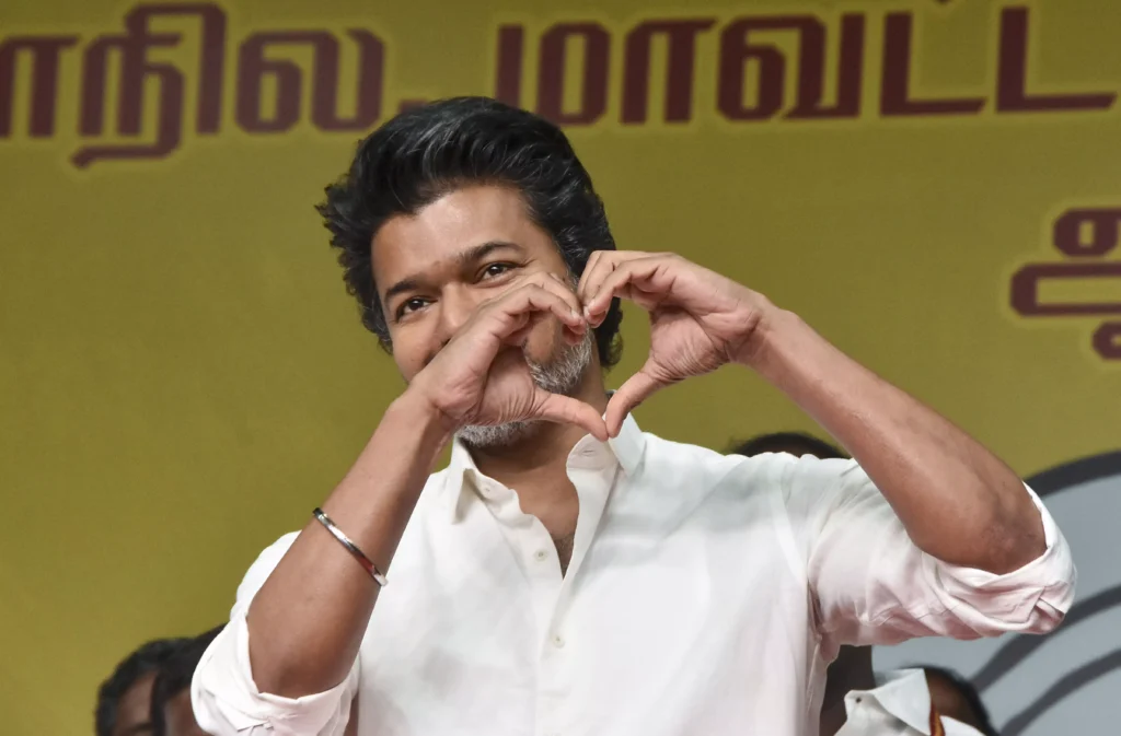 தளபதி விஜய்யின் சொத்து விவரம்: சென்னை உயர்நீதிமன்றத்தின் அதிரடி தீர்ப்பு!